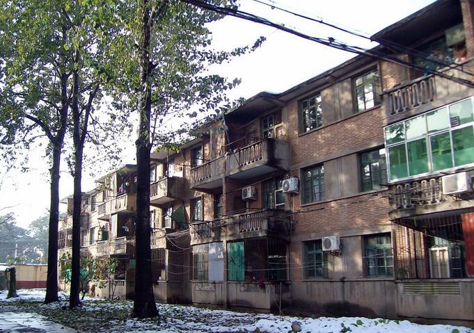 ​房屋裂缝的表现形式及其危害性